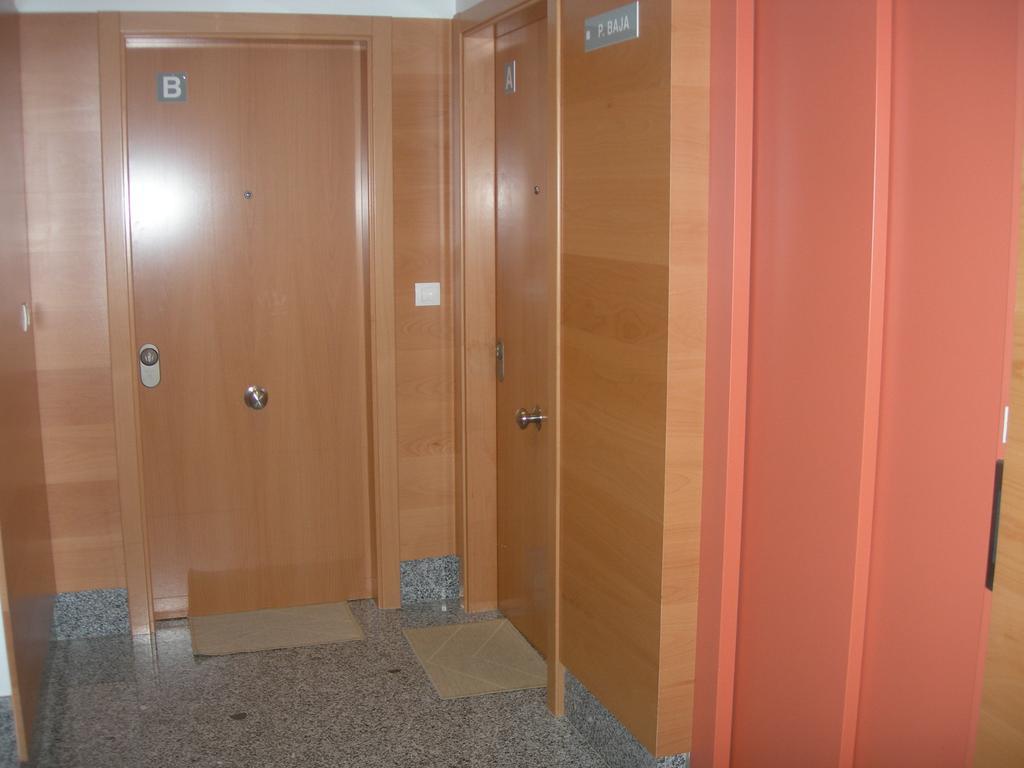 Apartamentos Real Alfoli 厄尔·布尔戈·德·奥斯马 外观 照片
