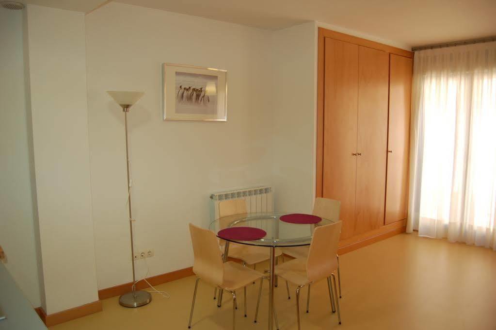 Apartamentos Real Alfoli 厄尔·布尔戈·德·奥斯马 外观 照片